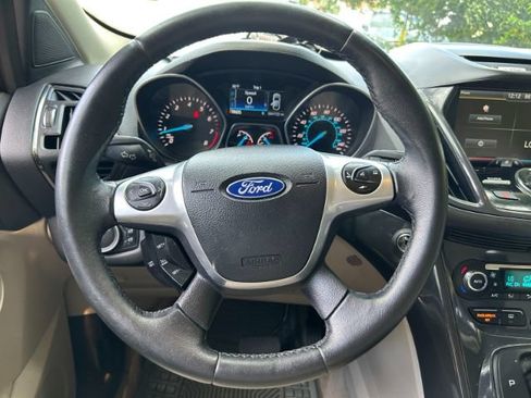 Used 2015 Ford Escape Titanium AWD/4WD image 10