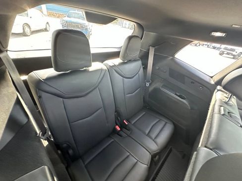Used 2024 Cadillac XT6 Luxury AWD/4WD image 27