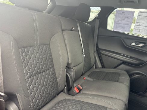 Used 2022 Chevrolet Blazer LT FWD image 23