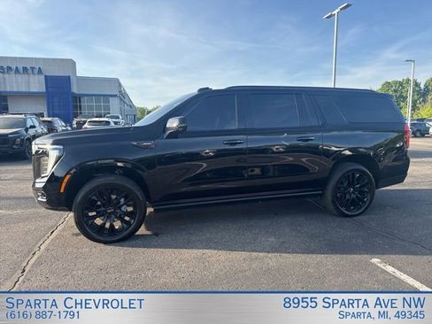 Used 2026 GMC Yukon XL AT4 Ultimate w/ LPO, Floor Liner Package AWD/4WD image 6
