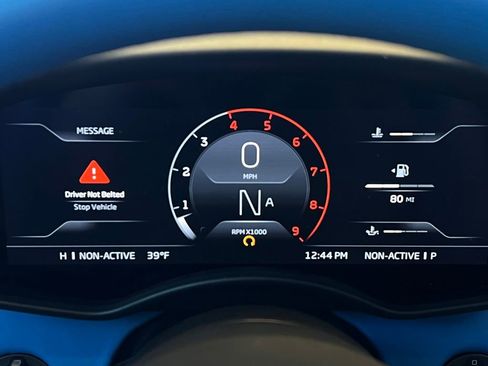 Used 2022 McLaren GT image 23