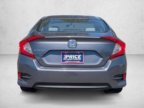 Used 2018 Honda Civic LX image 7