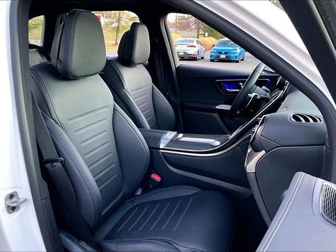 Certified 2025 Mercedes-Benz GLC 43 AMG 4MATIC image 7