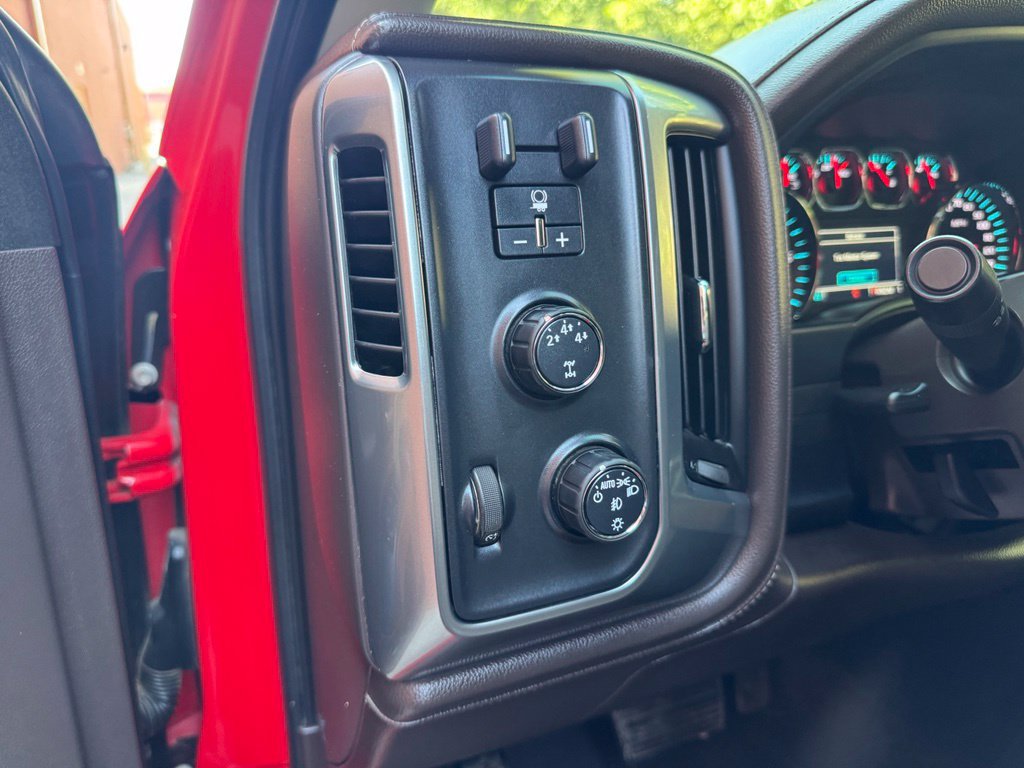 Used 2016 Chevrolet Silverado 2500 LTZ w/ LTZ Plus Package AWD/4WD image 28