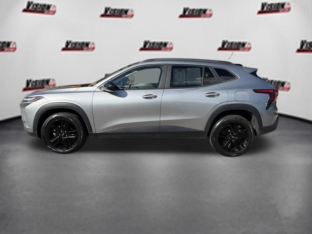 Used 2024 Chevrolet Trax ACTIV w/ Driver Confidence Package FWD image 9
