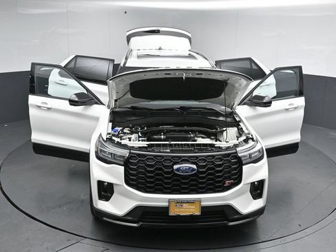Certified 2025 Ford Explorer ST AWD/4WD image 56