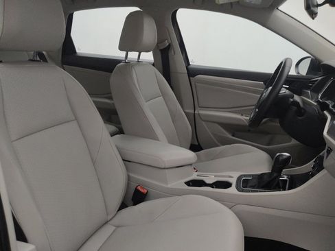 Used 2020 Volkswagen Jetta SE w/ SE Cold Weather Package FWD image 21