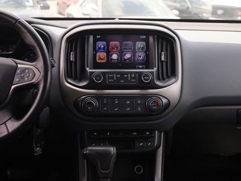 Used 2017 Chevrolet Colorado Z71 AWD/4WD image 22