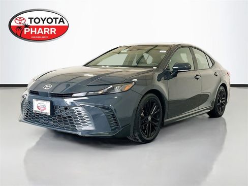 Used 2025 Toyota Camry SE w/ Multimedia Upgrade Package FWD image 1