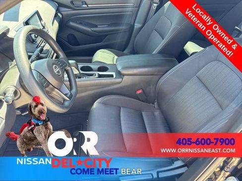 Used 2024 Nissan Altima 2.5 S FWD image 13