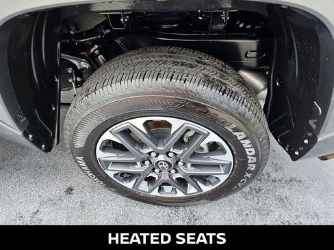 Used 2026 Toyota Tundra Limited AWD/4WD image 13