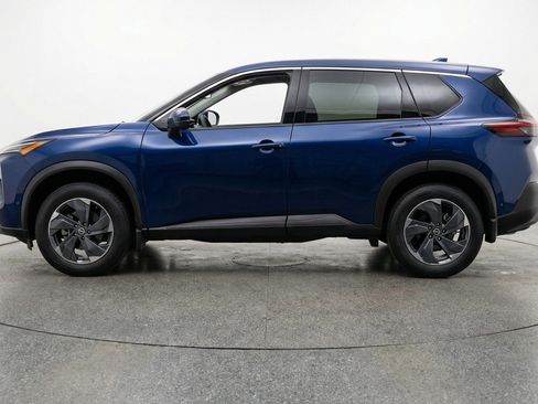 Used 2025 Nissan Rogue SV FWD image 5