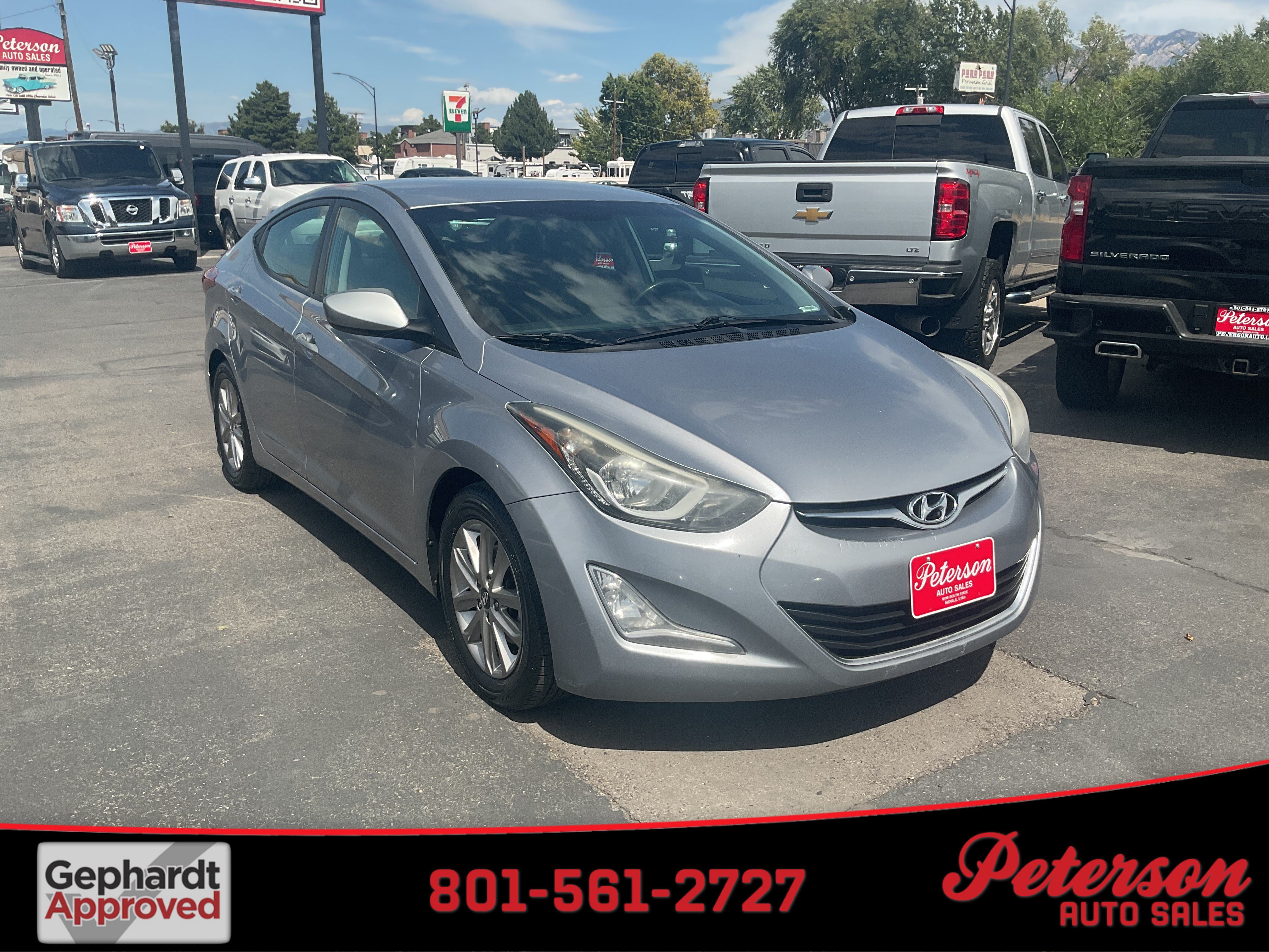 Used 2015 Hyundai Elantra SE w/ Option Group 02 FWD image 1