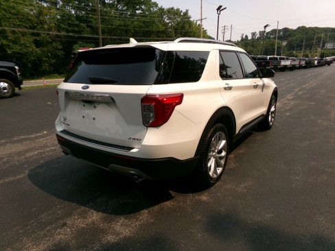 Used 2023 Ford Explorer Platinum w/ Premium Technology Package AWD/4WD image 7