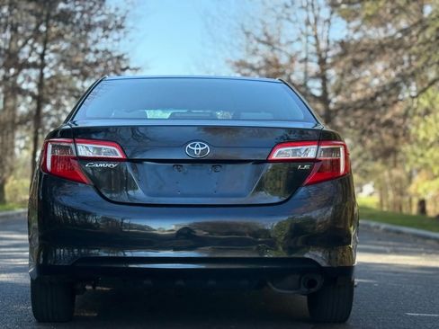 Used 2012 Toyota Camry LE image 6