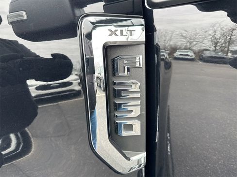 Used 2022 Ford F250 XLT image 25