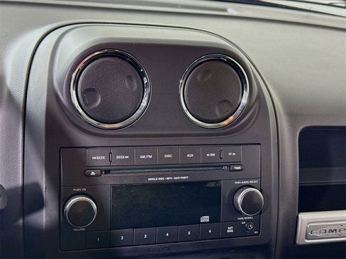 Used 2015 Jeep Compass Sport w/ Power Value Group image 6