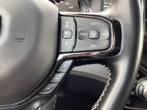 Used 2025 RAM 1500 Limited AWD/4WD image 35