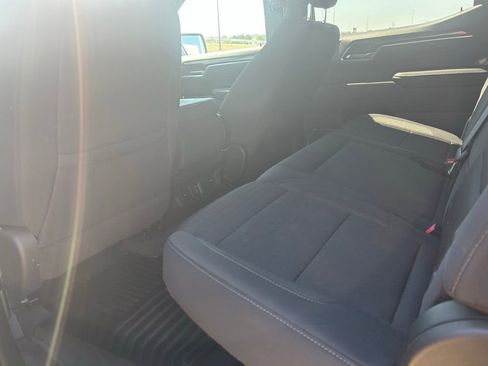 Used 2023 Chevrolet Silverado 1500 LT image 8