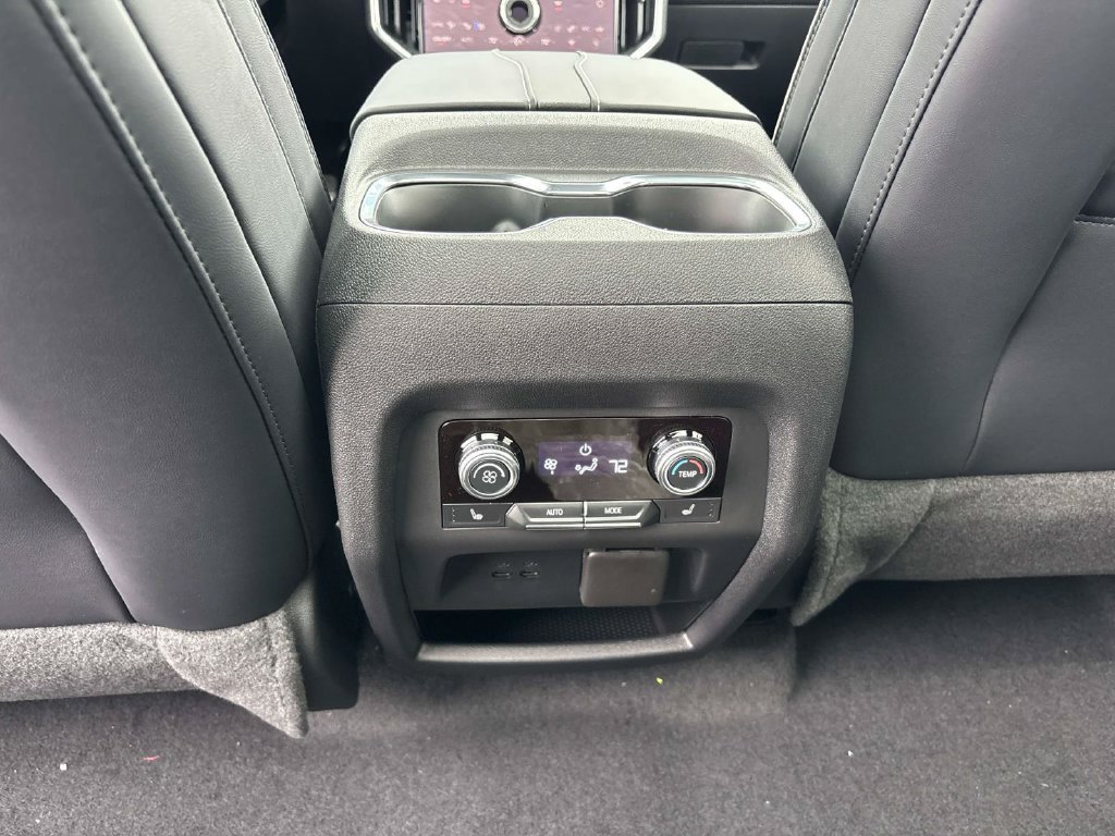 New 2027 GMC Acadia Denali AWD/4WD image 10