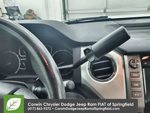 Used 2019 Toyota Tundra SR5 AWD/4WD image 28