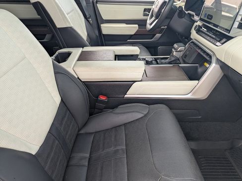 Used 2024 Toyota Sequoia Capstone image 12