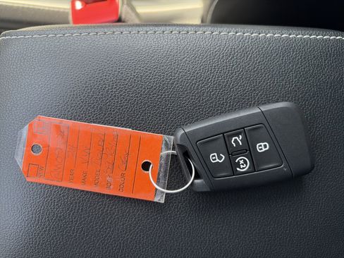 Used 2024 Volkswagen Tiguan SEL R-Line image 71