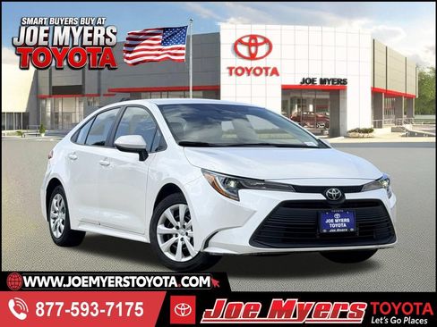 Used 2024 Toyota Corolla LE FWD image 1