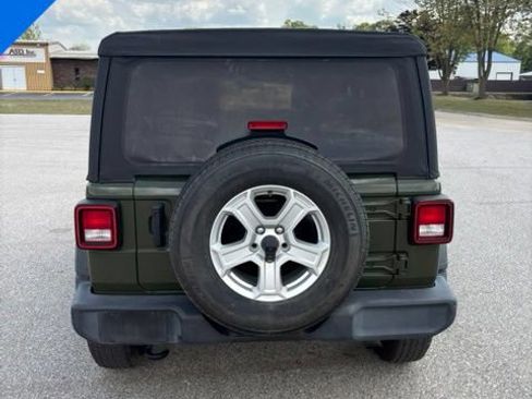 Used 2021 Jeep Wrangler Unlimited Sport AWD/4WD image 5
