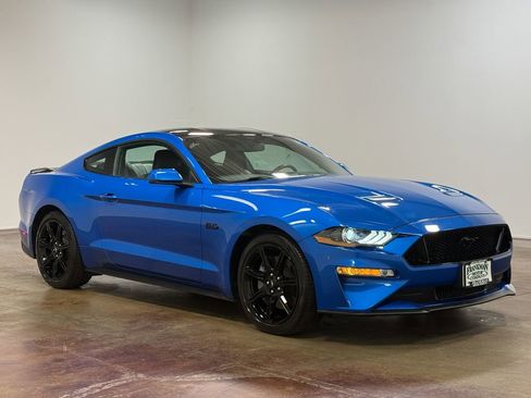 Used 2019 Ford Mustang GT Premium w/ Black Accent Package RWD image 20