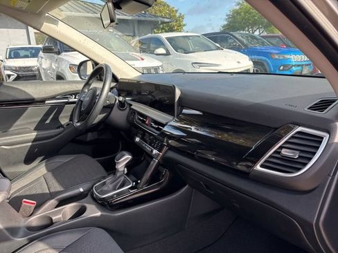 Used 2025 Kia Seltos S FWD image 10