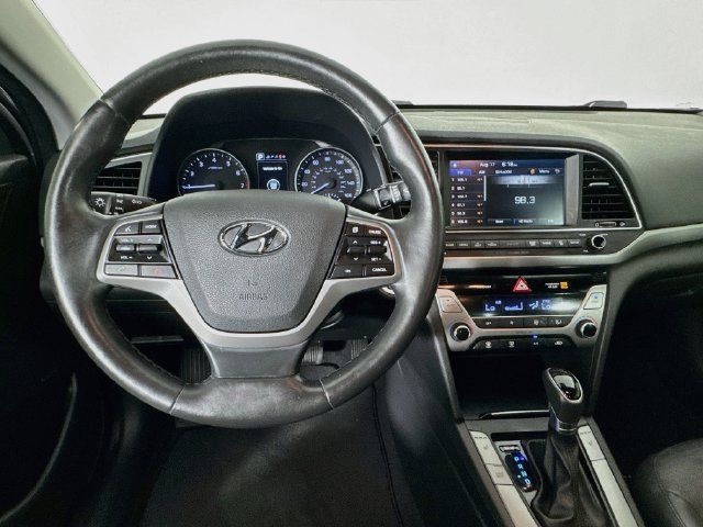 Used 2017 Hyundai Elantra Limited w/ Limited Tech Package 04 FWD image 10
