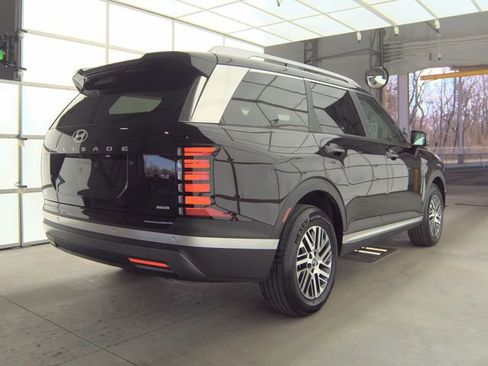 Used 2026 Hyundai Palisade SEL image 4