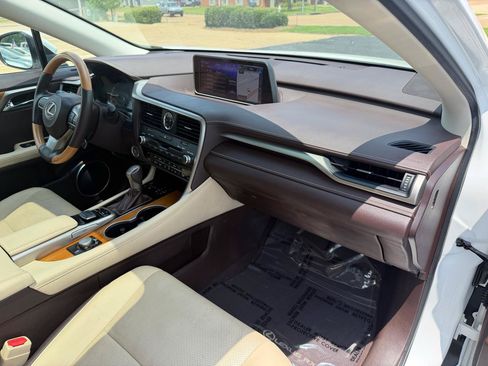 Used 2017 Lexus RX 350 Premium w/ Premium Package FWD image 20