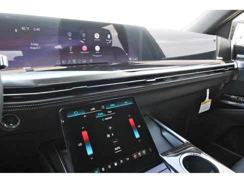 New 2026 Cadillac Escalade 2WD image 17