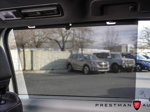 Used 2024 Toyota Sienna Platinum image 47