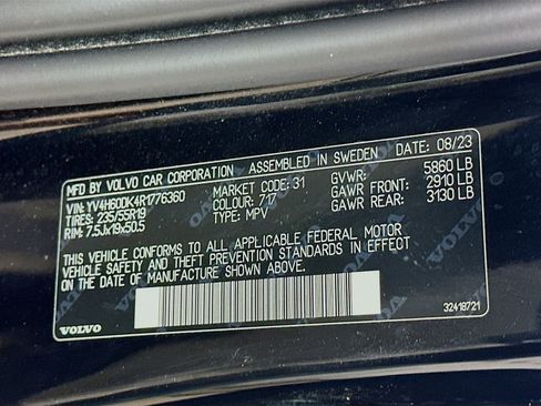 Used 2024 Volvo XC60 T8 Core w/ Climate Package AWD/4WD image 46