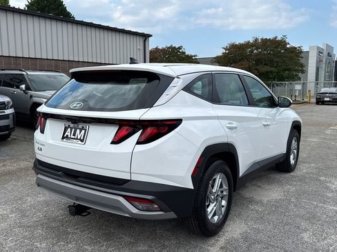 New 2026 Hyundai Tucson SE image 5