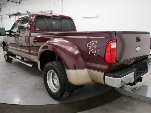 Used 2011 Ford F350 Lariat image 5