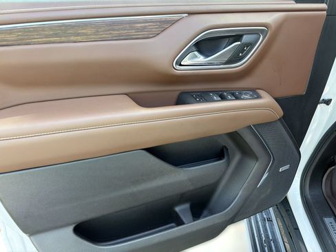 Certified 2021 Chevrolet Tahoe High Country AWD/4WD image 12