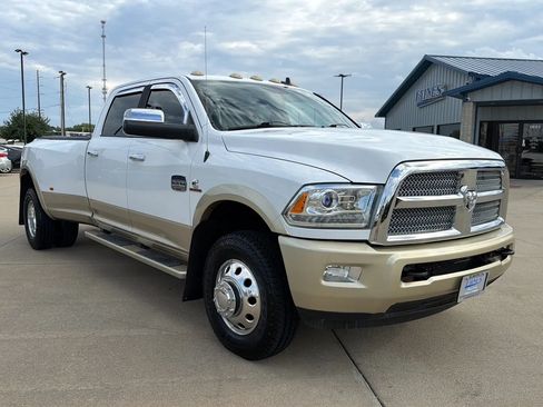 Used 2015 RAM 3500 Laramie Longhorn w/ Convenience Group AWD/4WD image 32