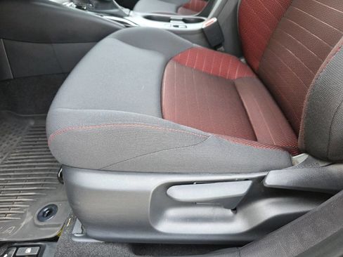 Used 2026 Toyota Corolla SE FWD image 21