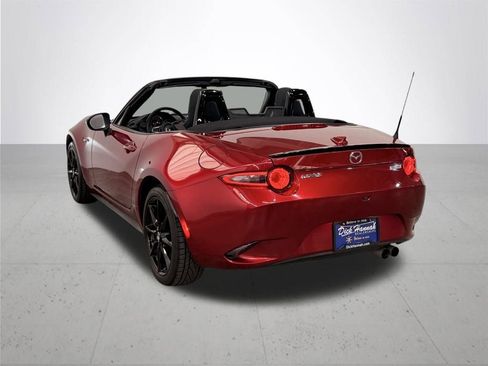 Used 2019 MAZDA MX-5 Miata Club image 14
