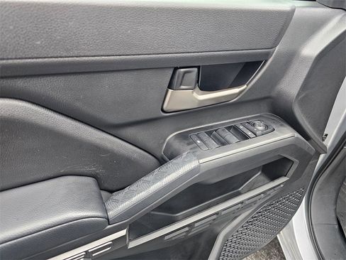 Used 2025 Toyota Tacoma TRD Sport image 20