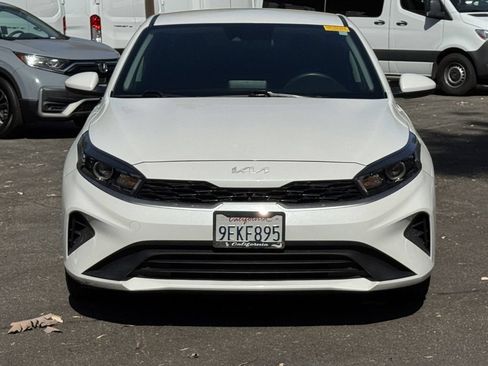 Used 2023 Kia Forte LXS FWD image 2