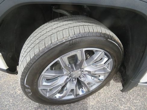 Used 2024 GMC Sierra 1500 Denali w/ Denali Reserve Package image 10