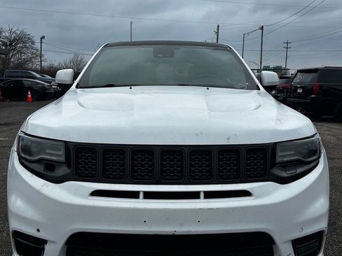 Used 2018 Jeep Grand Cherokee SRT w/ Trailer Tow Group IV image 3