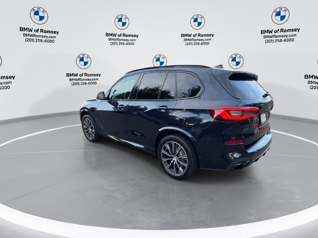 Used 2022 BMW X5 M50i w/ Executive Package AWD/4WD image 6