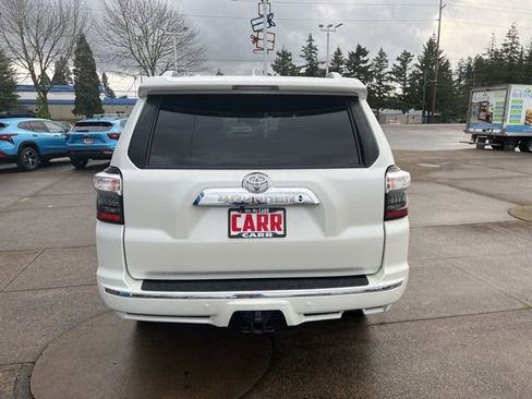 Used 2018 Toyota 4Runner Limited image 6