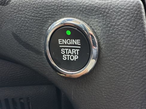 Used 2020 Ford Edge SEL w/ Convenience Package image 26